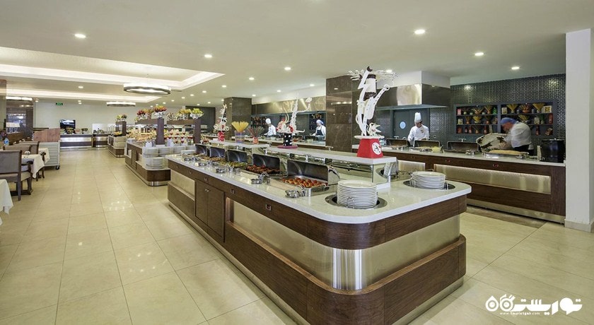 محوطه بوفه سلف سرویس هتل